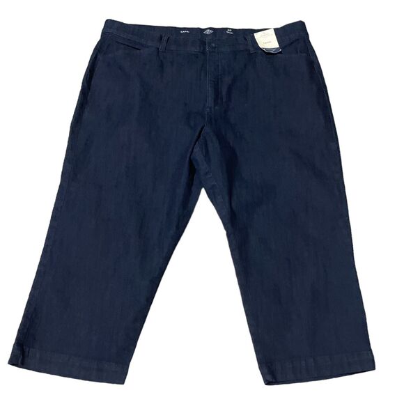 St. John's Bay Pants - Women's St. Johns Bay Crop Pants Blue Denim Mid Rise Capri SZ/ 20 TALL